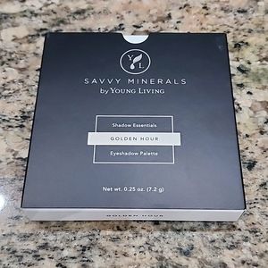 Savvy Minerals shadow pallette Golden Hour